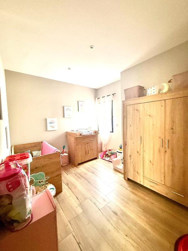 Maison - 193 m² - 7 pièces