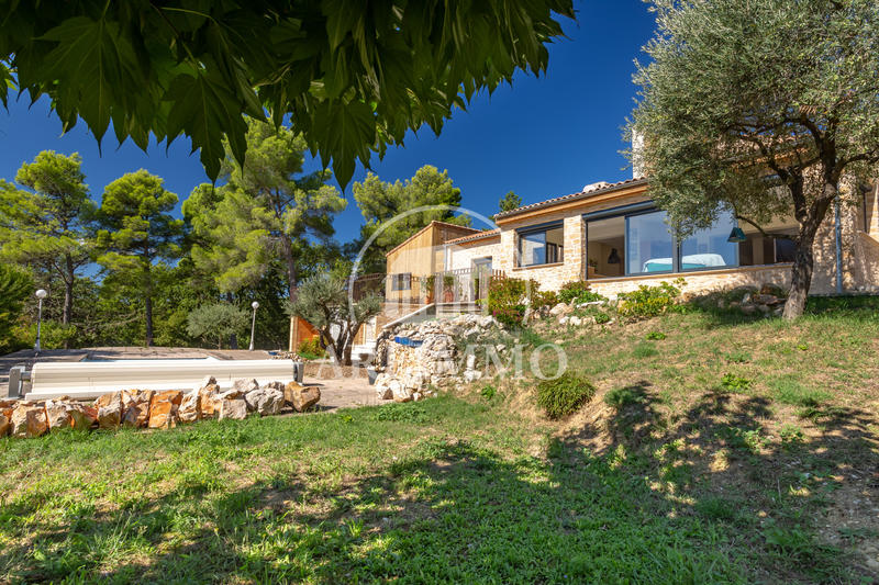 Maison - 152 m² - 5 pièces