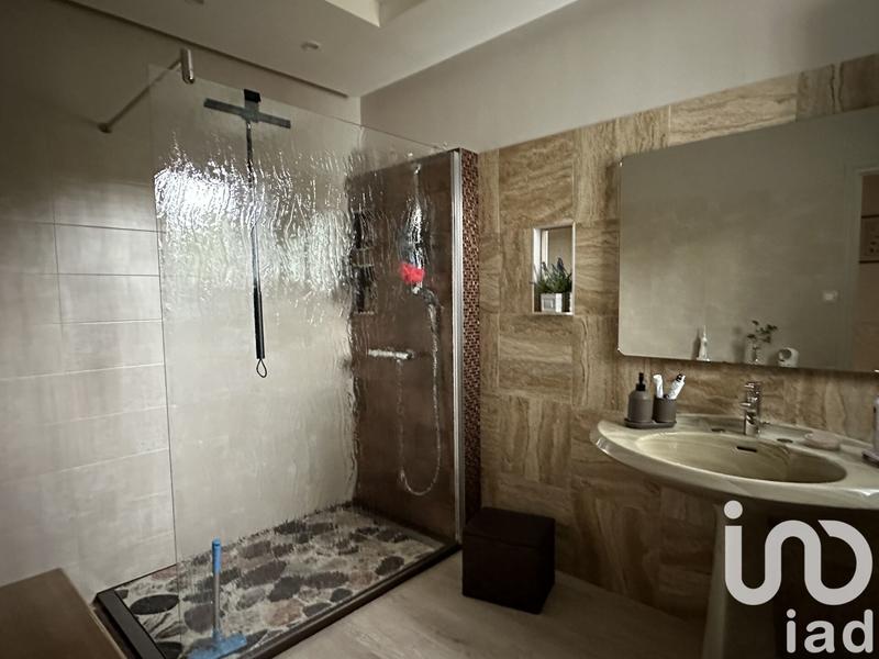 Maison - 209 m² - 6 pièces