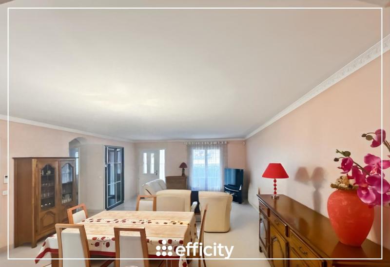 Maison - 110 m² - 4 pièces