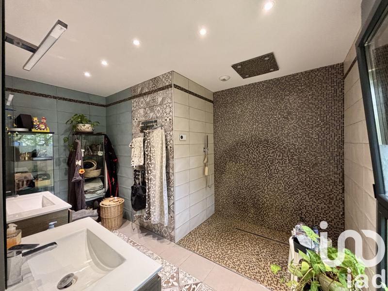 Maison - 150 m² - 5 pièces