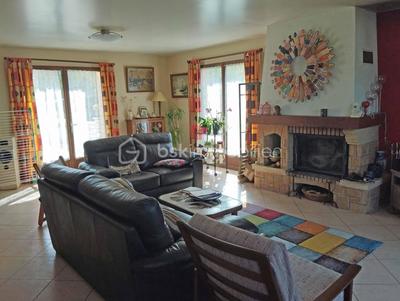 Maison - 152 m² - 6 pièces