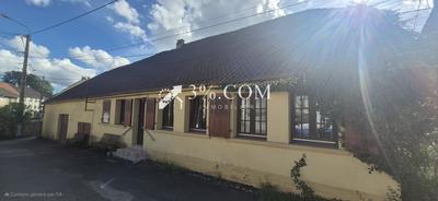 Maison de village - 116 m² - 5 pièces