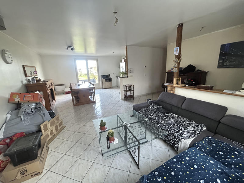 Maison - 99 m² - 5 pièces