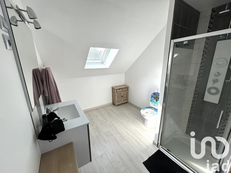 Maison - 244 m² - 8 pièces