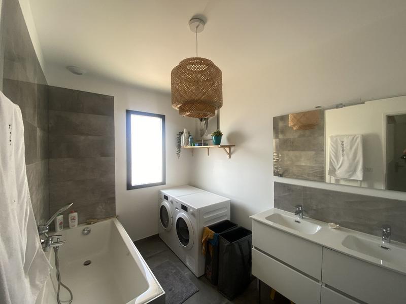 Maison - 107 m² - 5 pièces