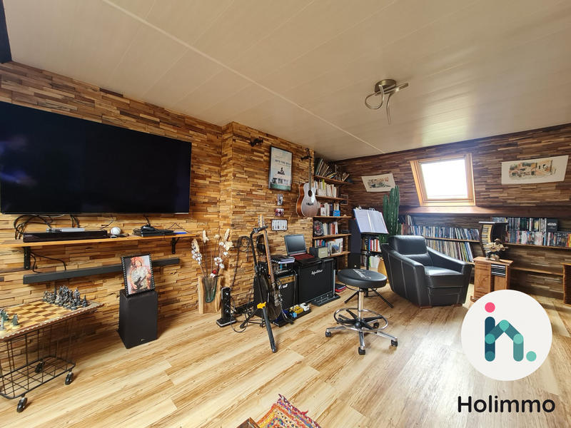 Maison - 155 m² - 7 pièces