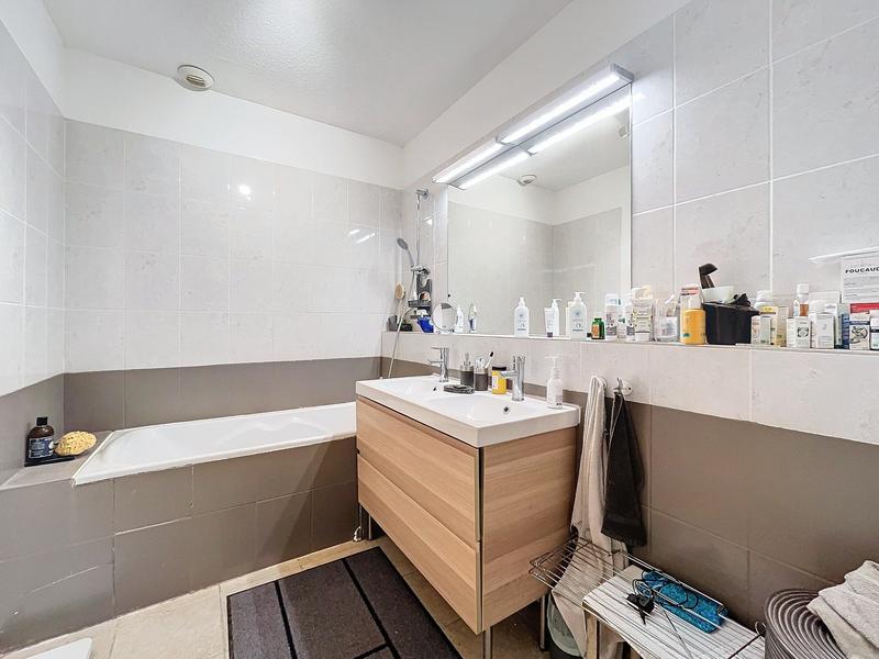 Appartement - 87 m² - 4 pièces