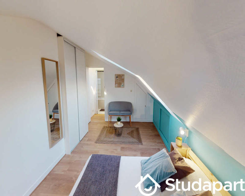 Chambre - 80 m² - 1 pièce