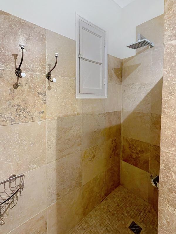 Appartement - 65 m² - 2 pièces