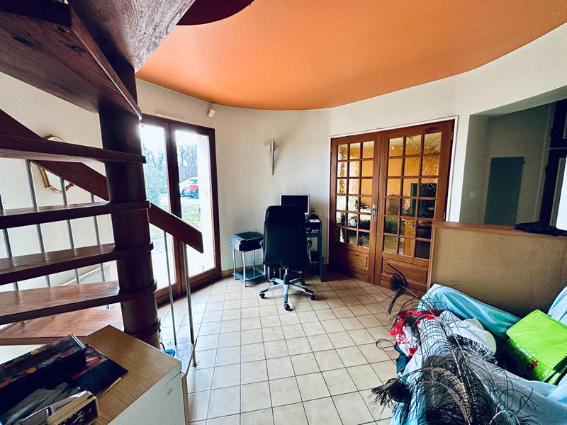 Maison - 165 m² - 9 pièces