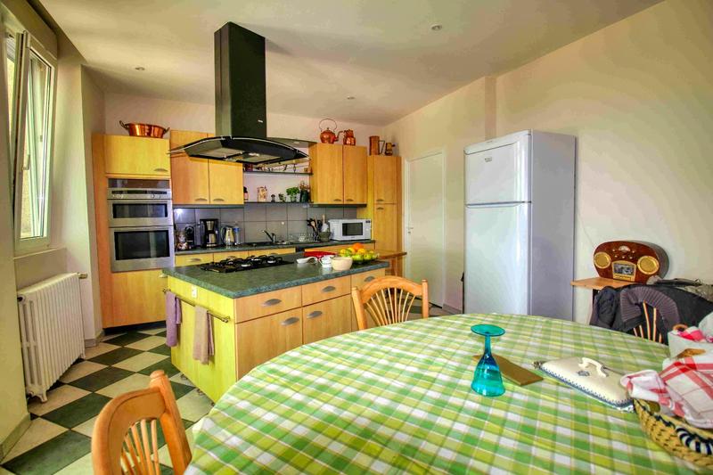 Maison bourgeoise - 330 m² - 10 pièces