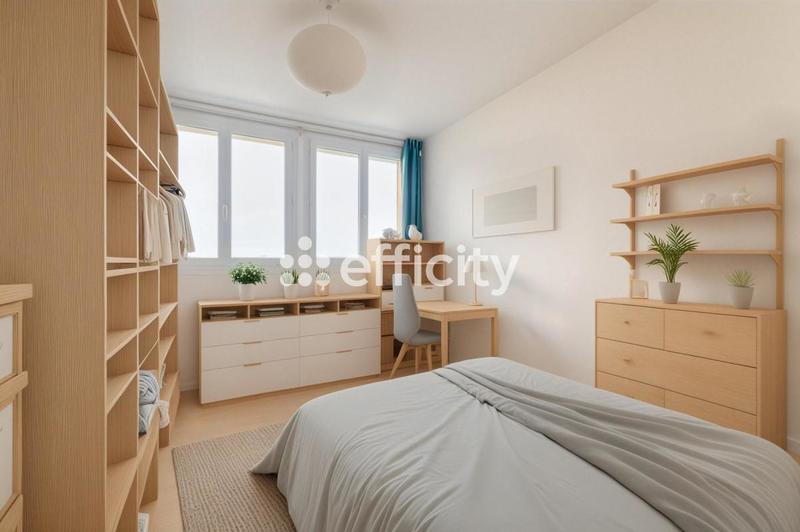 Appartement ancien - 72 m² - 4 pièces