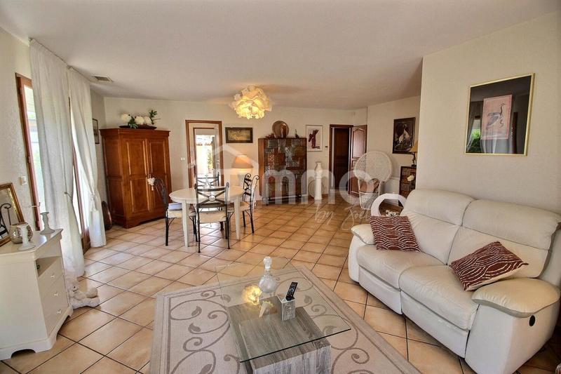 Villa - 90 m² - 4 pièces