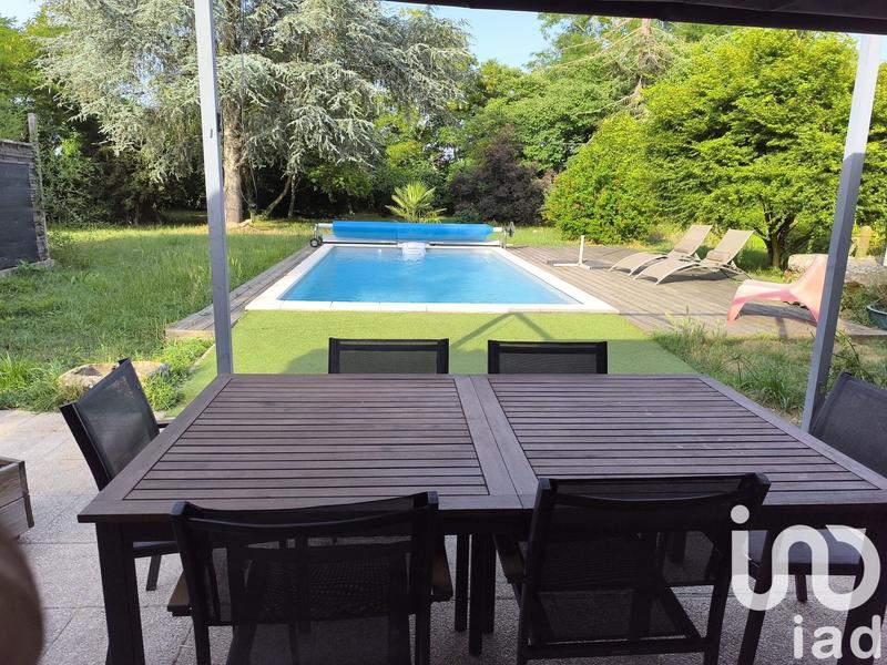 Maison - 185 m² - 7 pièces