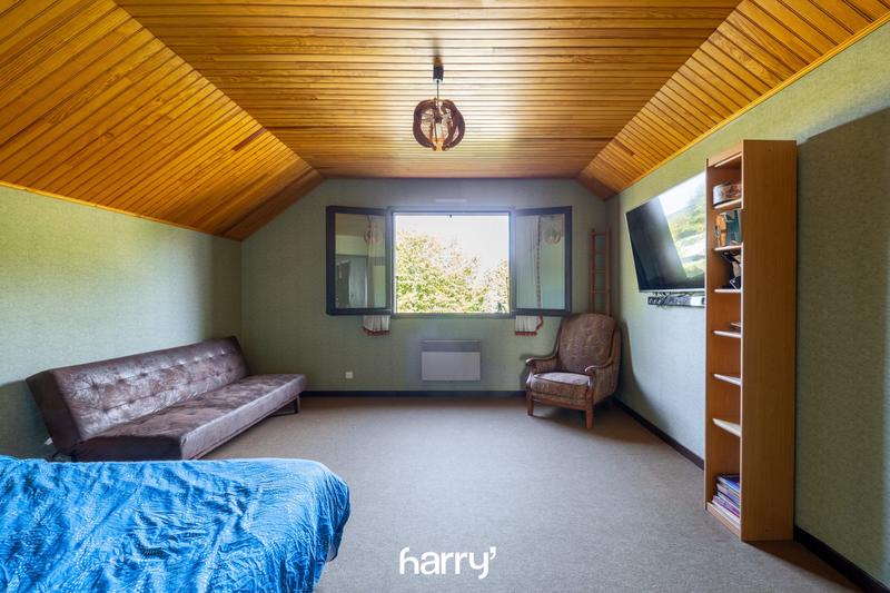 Maison - 183 m² - 7 pièces