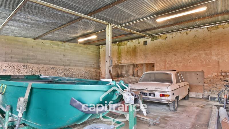 Hangar - 592 m² - 5 pièces