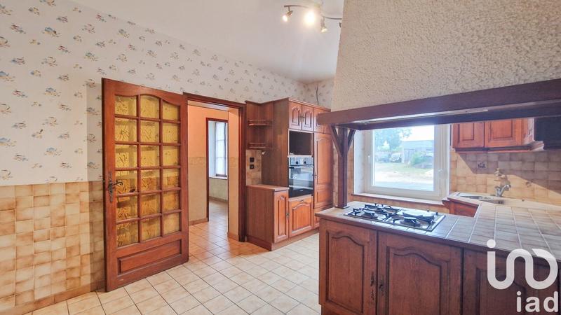 Maison - 256 m² - 9 pièces