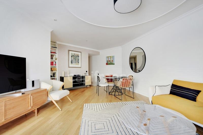 Appartement - 80 m² - 3 pièces