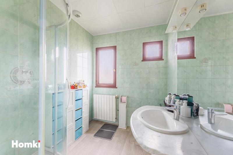 Maison - 85 m² - 4 pièces