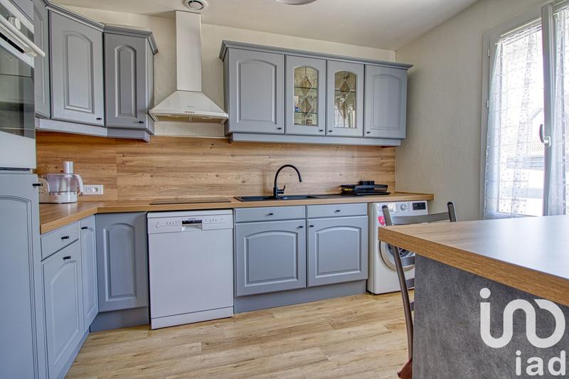 Maison - 88 m² - 5 pièces