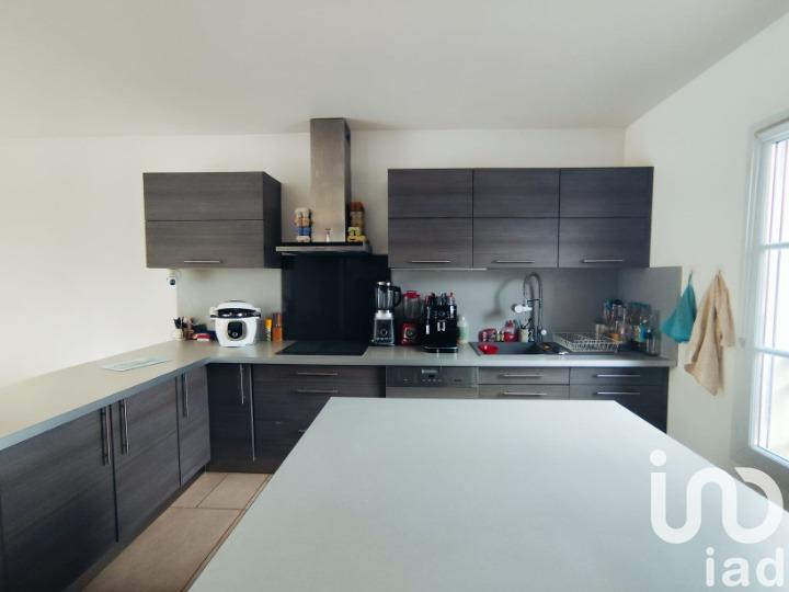 Maison - 180 m² - 6 pièces