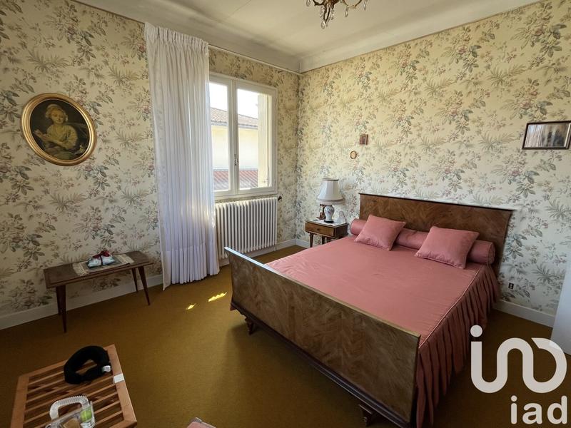 Maison - 205 m² - 6 pièces