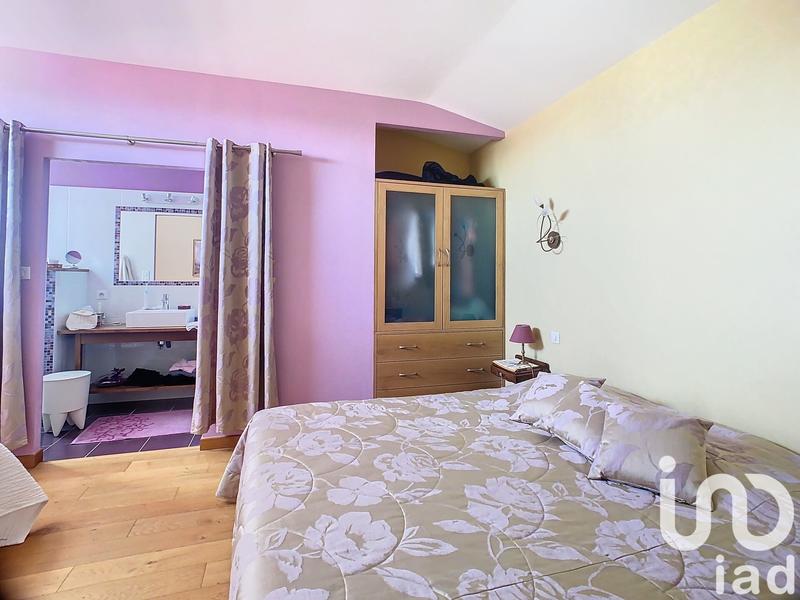 Maison - 223 m² - 6 pièces