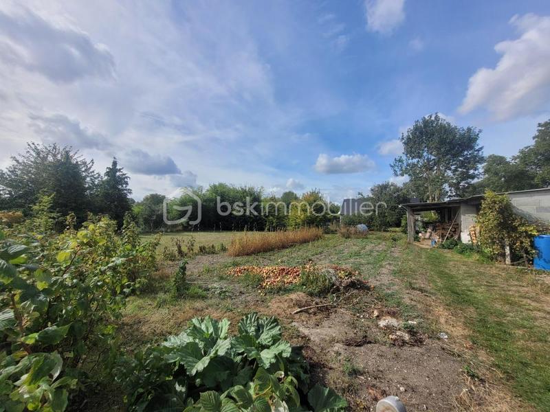 Terrain constructible - 1 457 m²