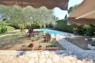 Villa - 140 m² - 5 pièces
