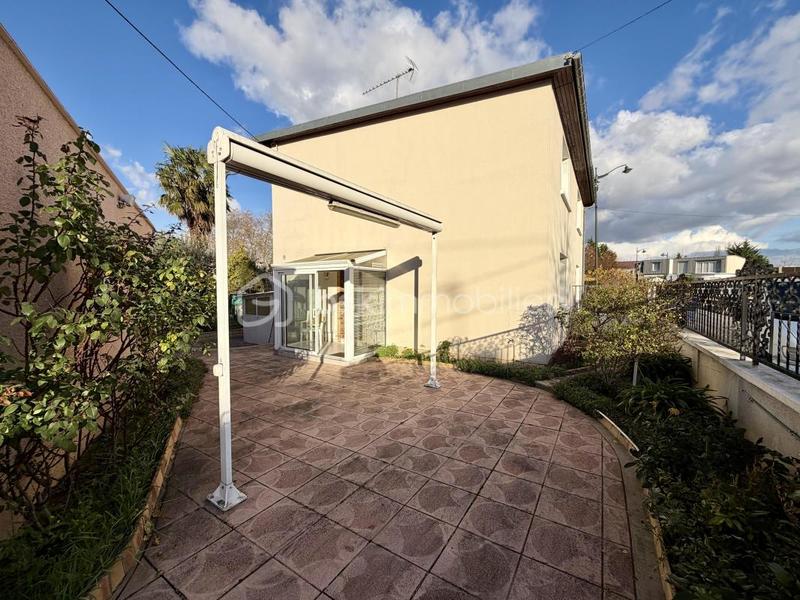 Maison - 65 m² - 4 pièces