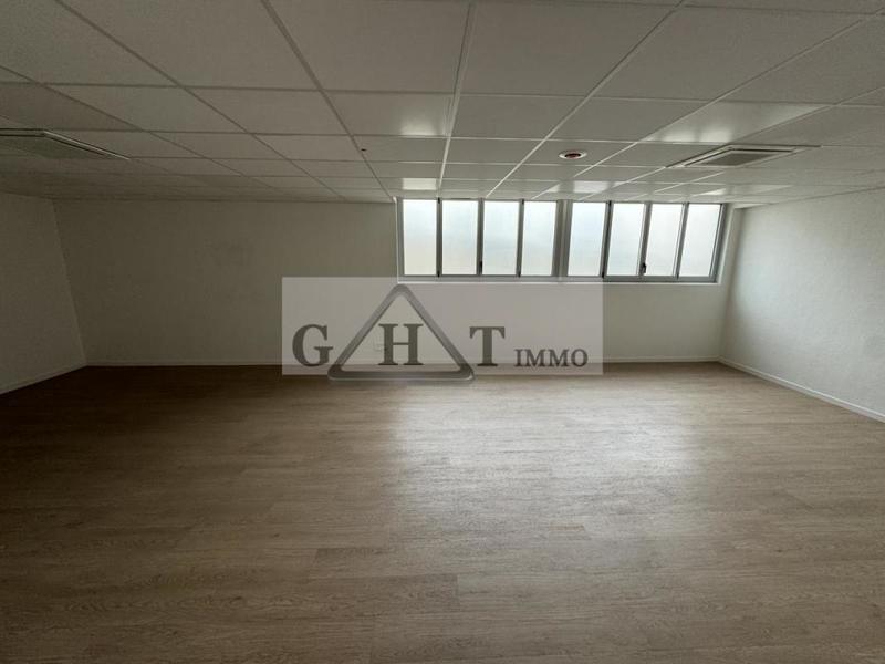Local commercial - 371 m²