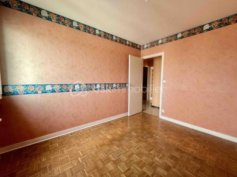 Appartement - 76 m² - 4 pièces