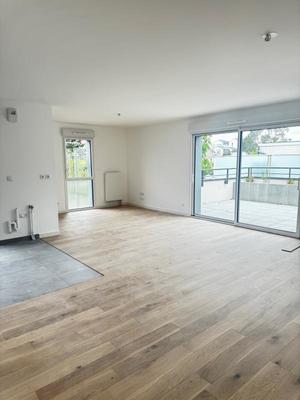 Appartement - 86 m² - 4 pièces