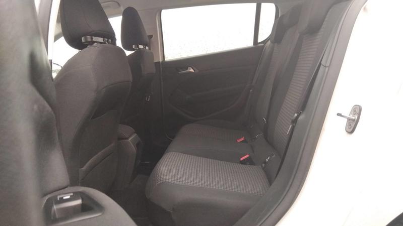 Peugeot 308 II 1.2 PureTech 110 Style - Première main