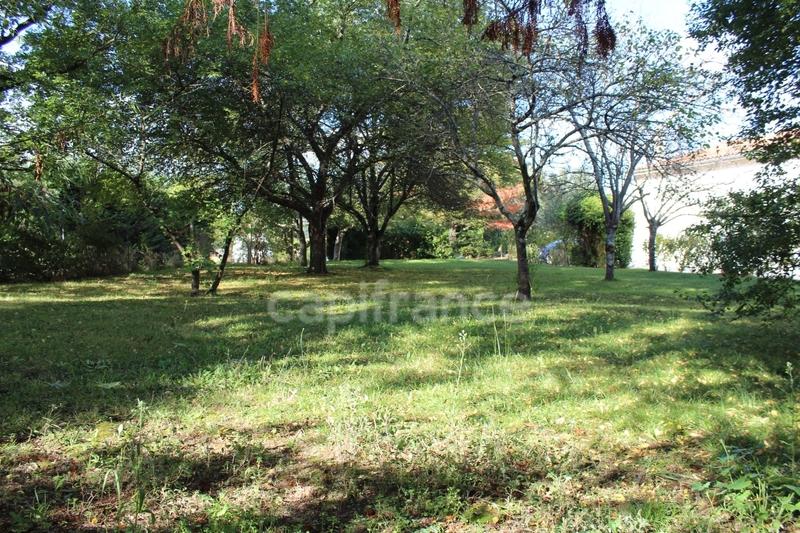 Terrain constructible - 550 m²