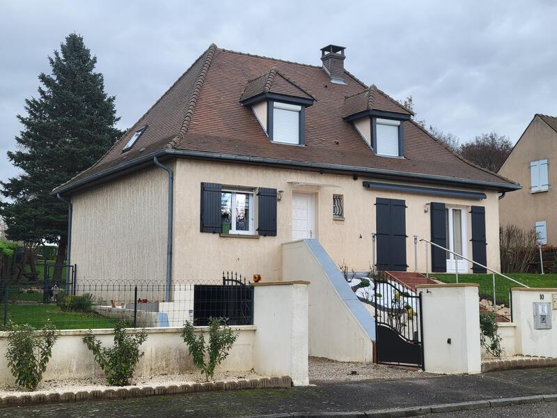 Maison - 166 m² - 6 pièces