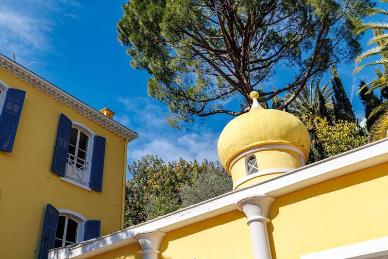 Propriété - 350 m² - 7 pièces