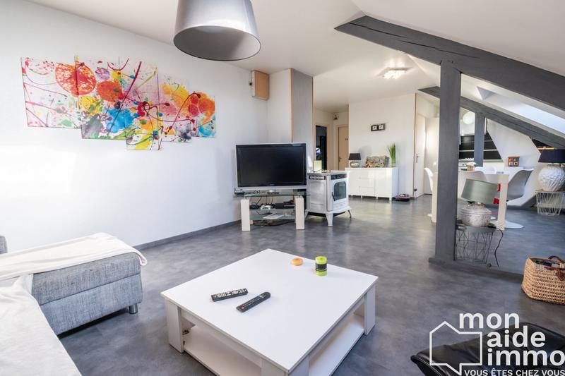 Maison traditionnelle - 210 m² - 7 pièces