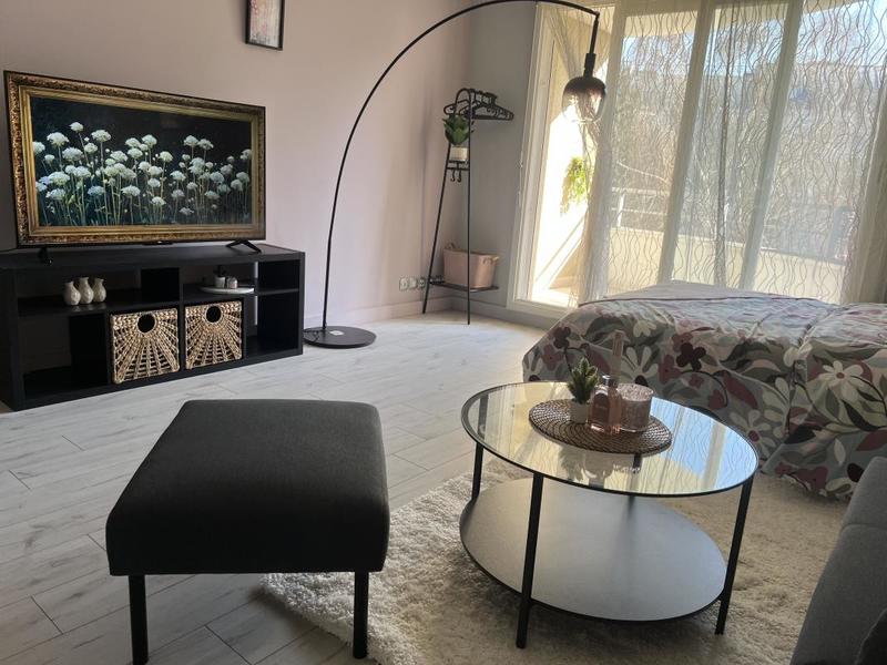 Studio - 33 m² - 1 pièce