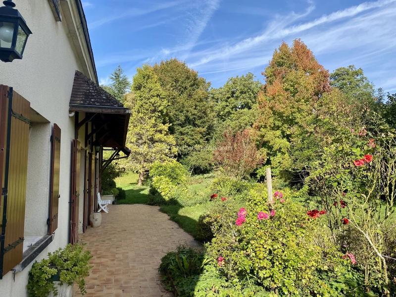 Maison - 198 m² - 7 pièces