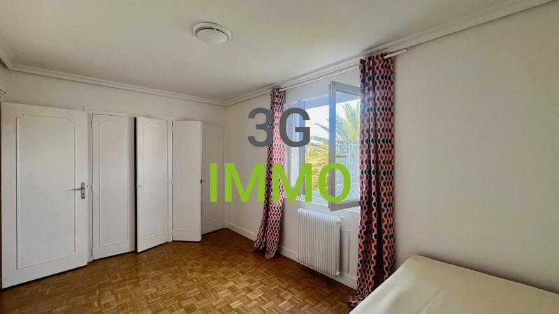 Appartement - 82 m² - 3 pièces