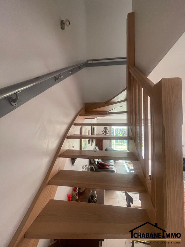 Maison - 95 m² - 4 pièces