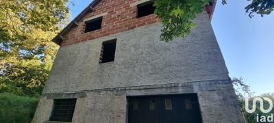 Maison - 200 m² - 8 pièces