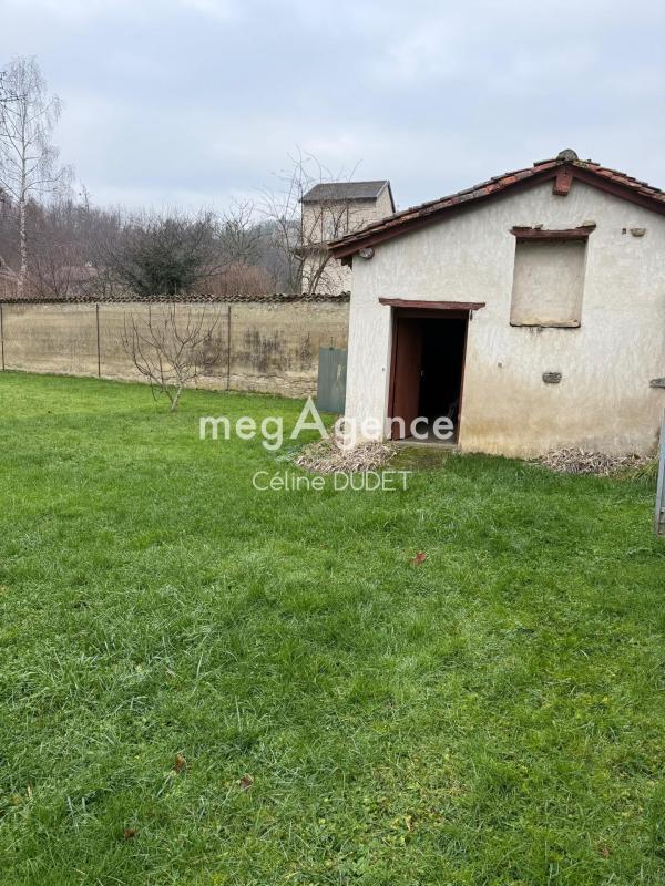 Terrain constructible - 945 m²