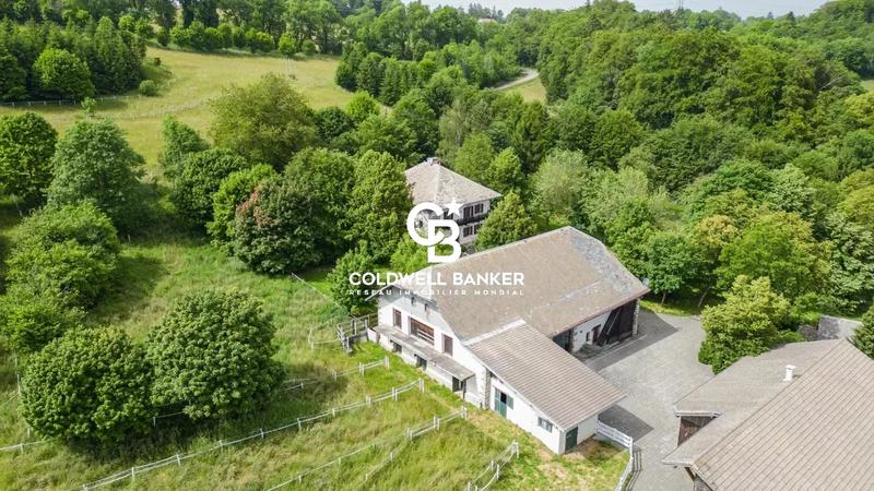Maison de domaine équestre - 400 m² - 10 pièces