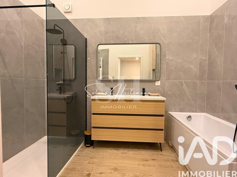 Appartement - 75 m² - 3 pièces