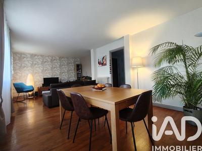 Appartement - 75 m² - 4 pièces