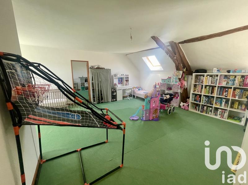 Maison - 230 m² - 9 pièces