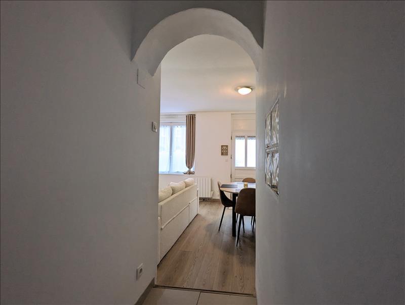 Appartement - 60 m² - 3 pièces